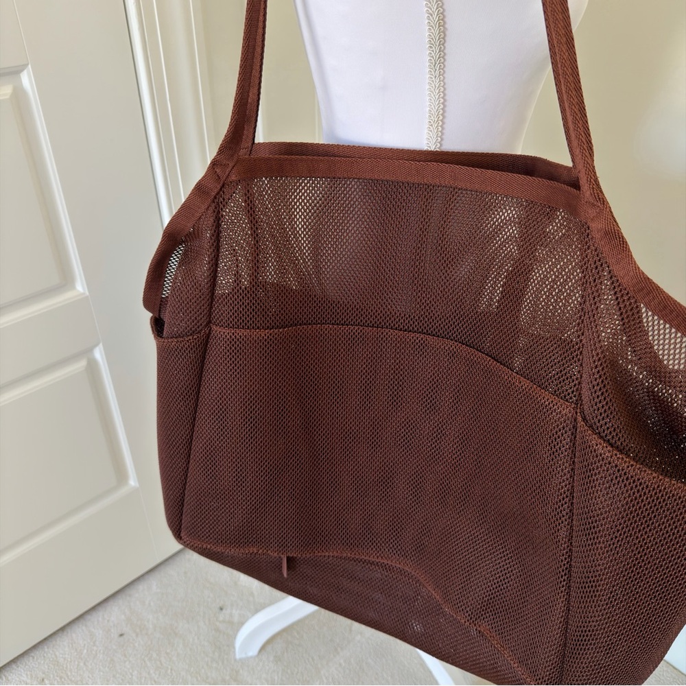 BEIS The Beach Tote in Maple Brown - Picture 8 of 8